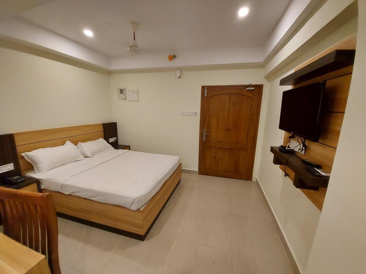 Hotel Sree Gokulam Apartments Guruvāyūr Εξωτερικό φωτογραφία
