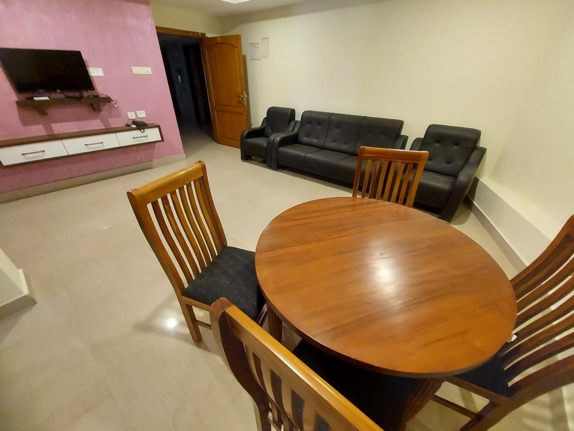 Hotel Sree Gokulam Apartments Guruvāyūr Εξωτερικό φωτογραφία